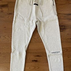 Fear Of God Essentials The Core Light Heather Oatmeal Fleece Sweatpants Size’s Small