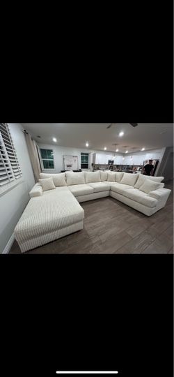 (ANY COLOR) Brand new customizable sectional