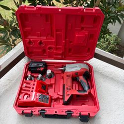 Milwaukee M18 Cordless ProPEX Expansion Tool With 3 Heads 2632-22XC