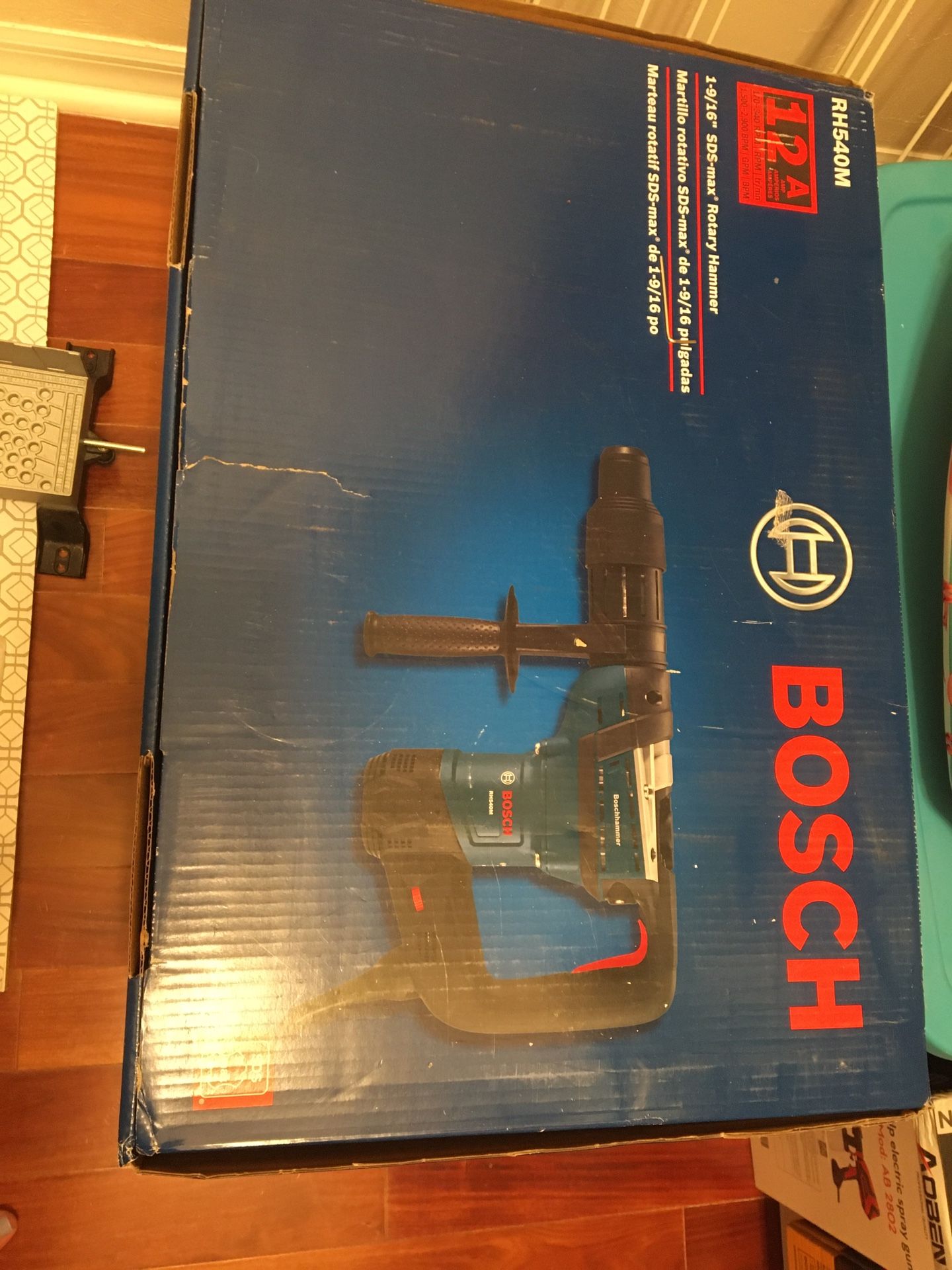 Bosch Demolition Hammer (NEW)