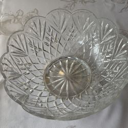  Vintage cut crystal glass scalloped petal bowl