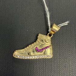 14K shoe pendant