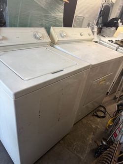 Whirpool traditional washer and gas dryer heavy duty