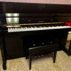 2000 Kawai “CX-5H” Studio Upright Piano delivery Included 