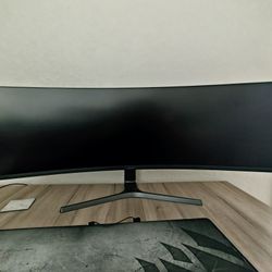 49 Inch Samsung Monitor 5120 X 1440