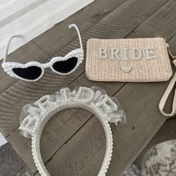 Bride & maid of honor wedding items