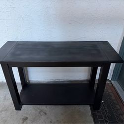 Black wood TV stand/Sofa table - Great Condition