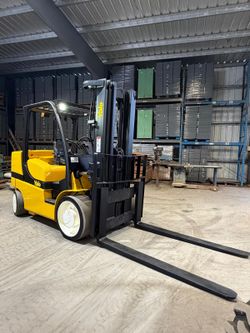 2015 Yale 15,500 lbs capacity forklift