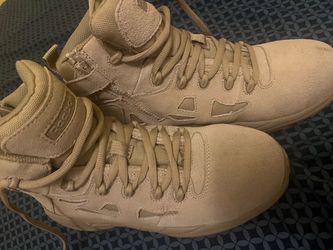 Reebok protective boots for long standing job