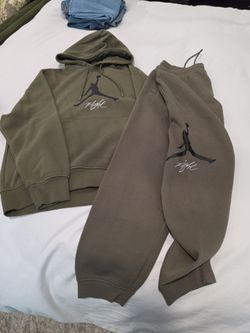 New jordan sweat outfit  size large