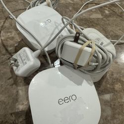 Eero Eero Dual Band Mesh Wi-Fi Router Signal Extender J010001 4 Pack w 3 Adapter