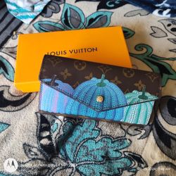 LV Wallet 
