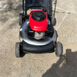 Lawnmower 