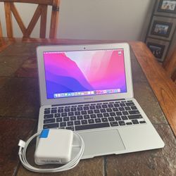 Apple MacBook Air 500GB With Brand New Charger 