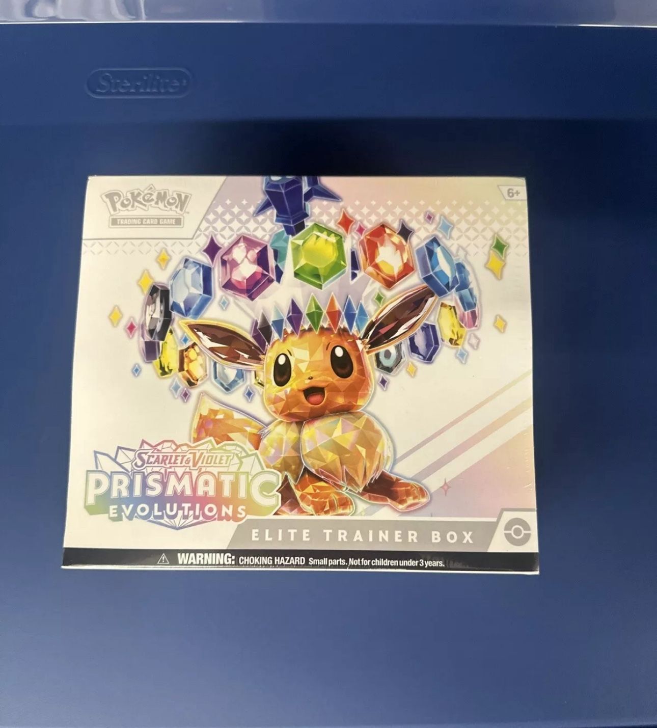 Pokemon Prismatic Evolutions ETB