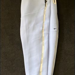 Nike tech sweats size (large)