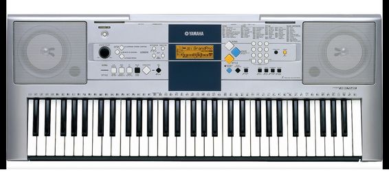 Yamaha keyboard PSR-E323 in very good condition