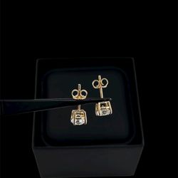 14k Yellow Gold Lab-Grown Round Diamond Earrings 