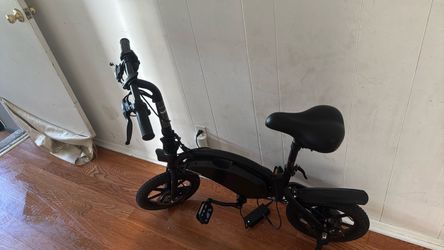 Electric bike (brand jetson) read description