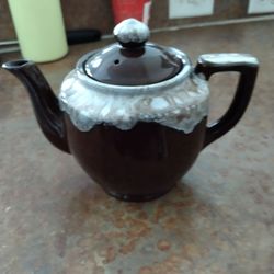 Tea pot