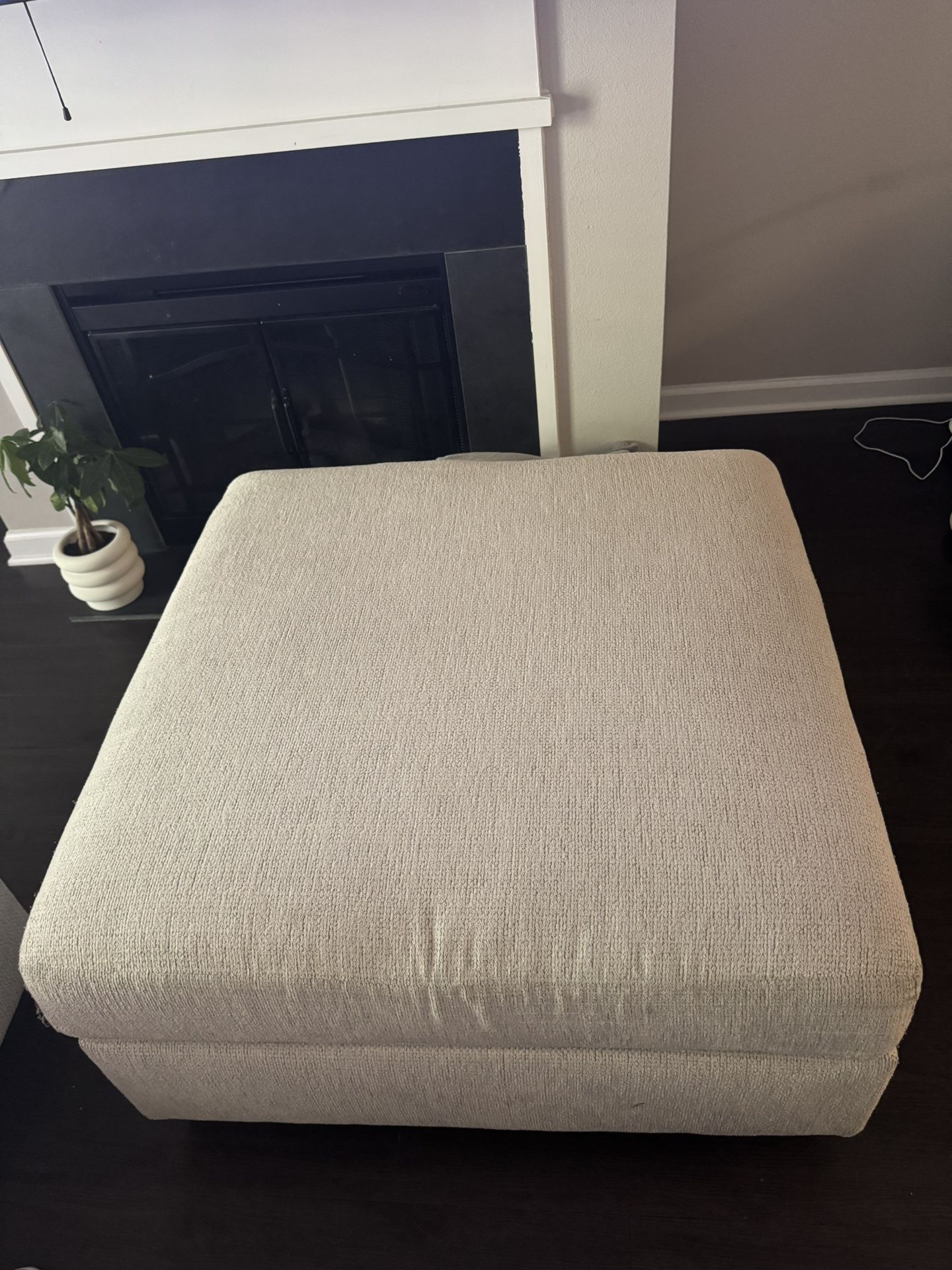 Ashley Furniture Storage Ottoman