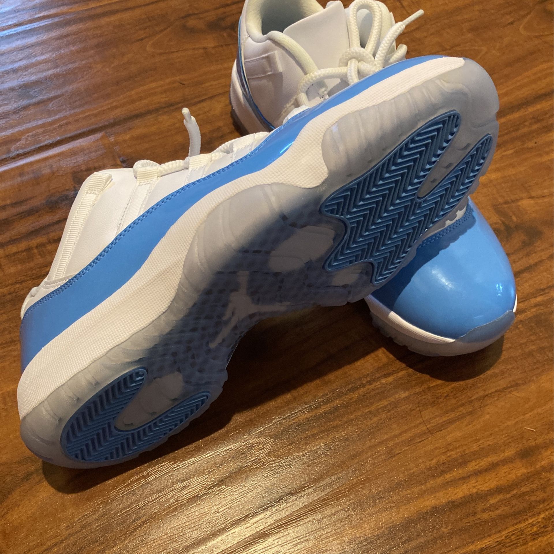 Jordan 11 Low