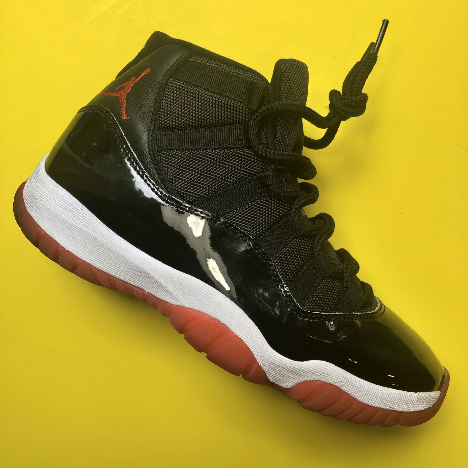 Jordan 11 'Bred' Size