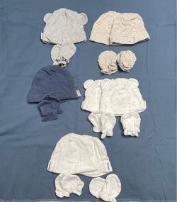 Barely used baby boy beanies and mittens