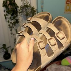 Birkenstocks size 7-7.5