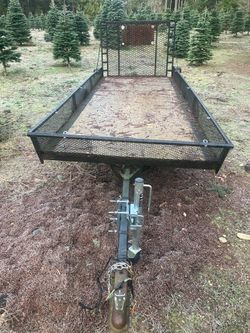 14x4.7 utility trailer with fold  down ramp-clear title