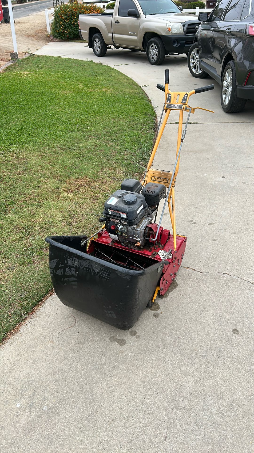 Front Throw Lawn Mower