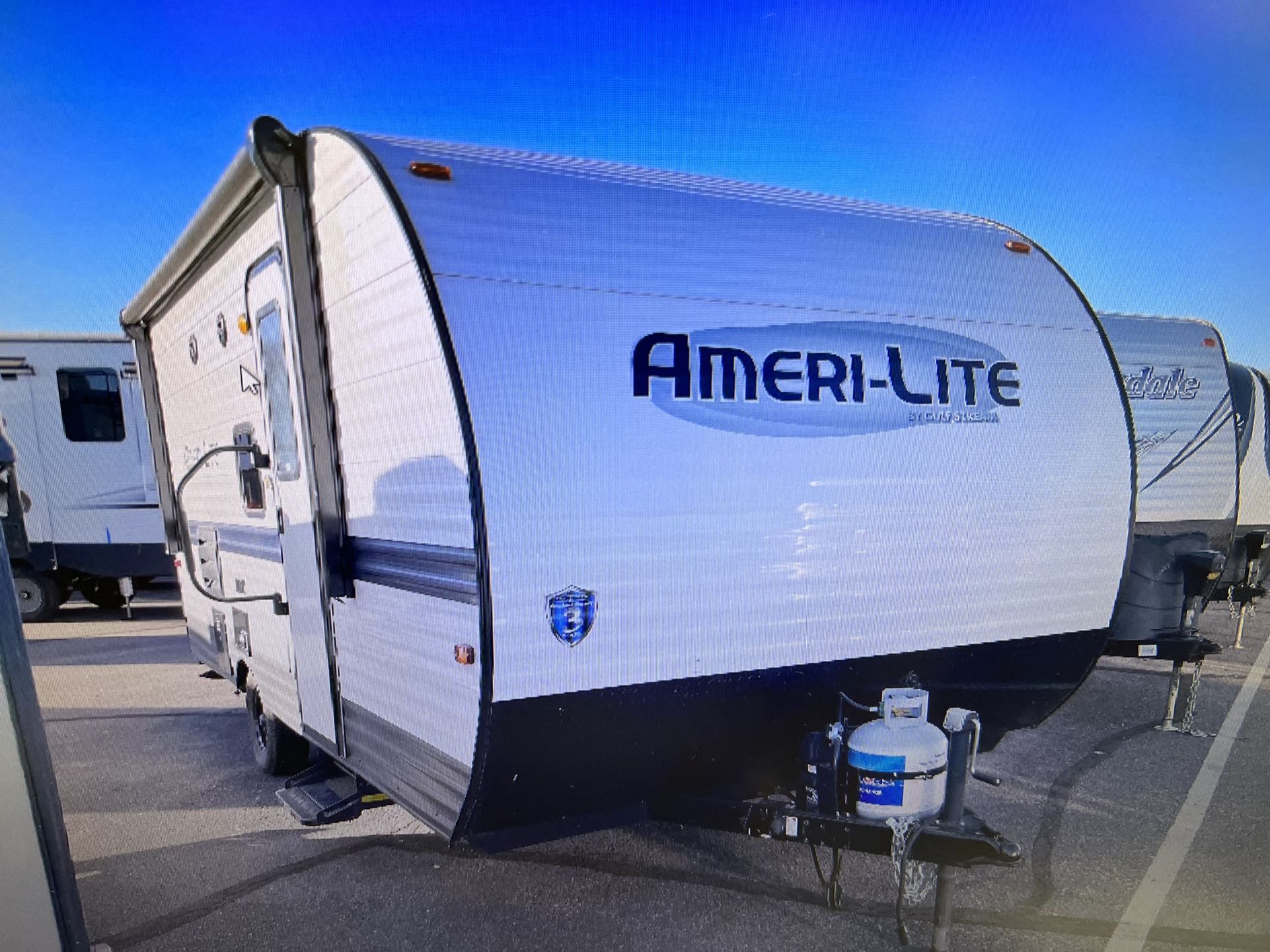 2022 GULF STREAM AMRI-Lite 199DD