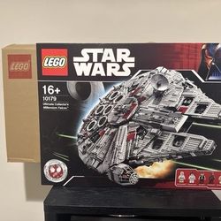 LEGO Star Wars Ultimate Collector's Millennium Falcon (10179) - Limited First Ed