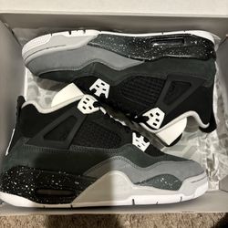 Jordan 4 Fear Size 7
