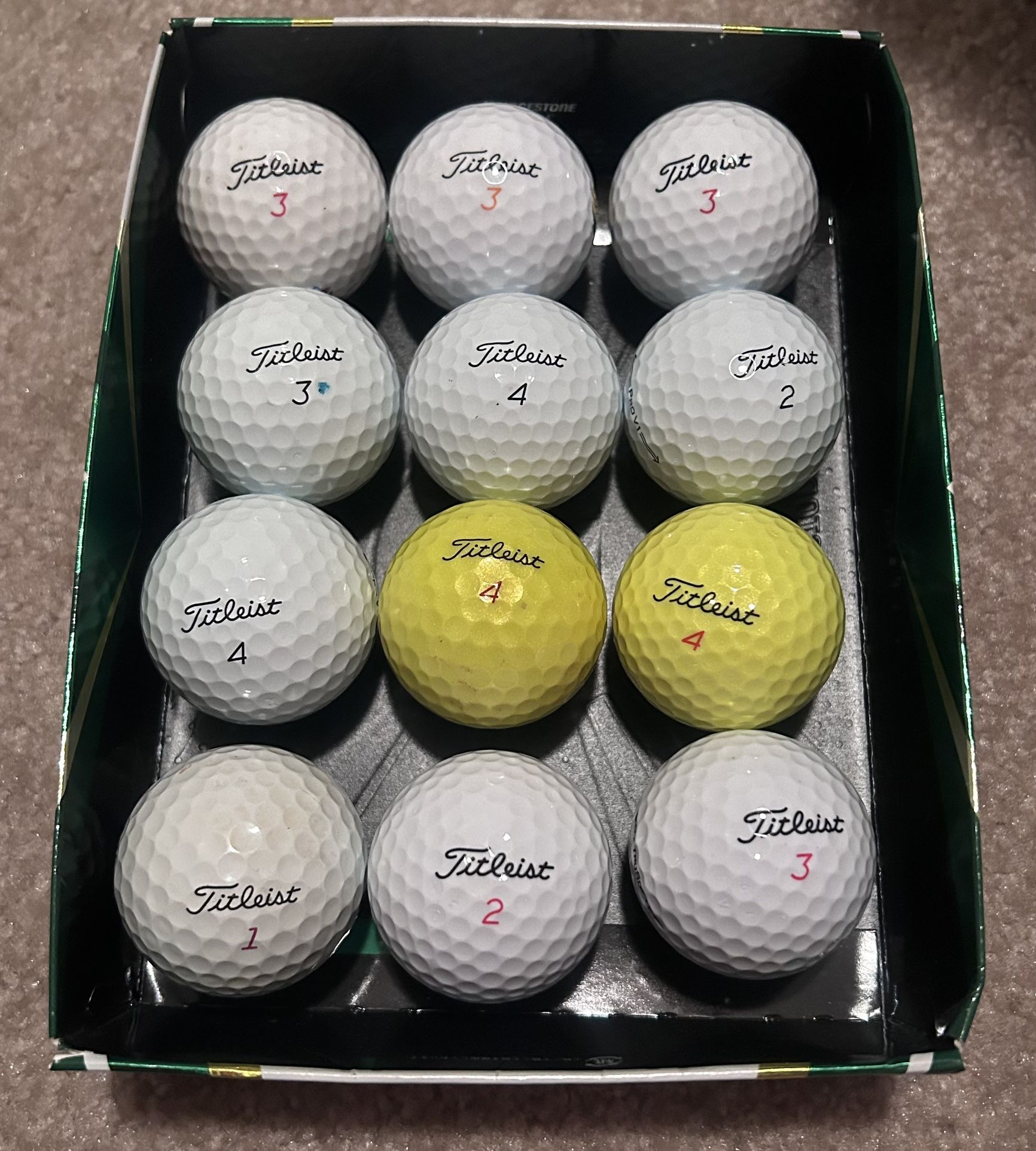 1 Dozen Of Titleist Golf Balls (6 Pro V1’s)