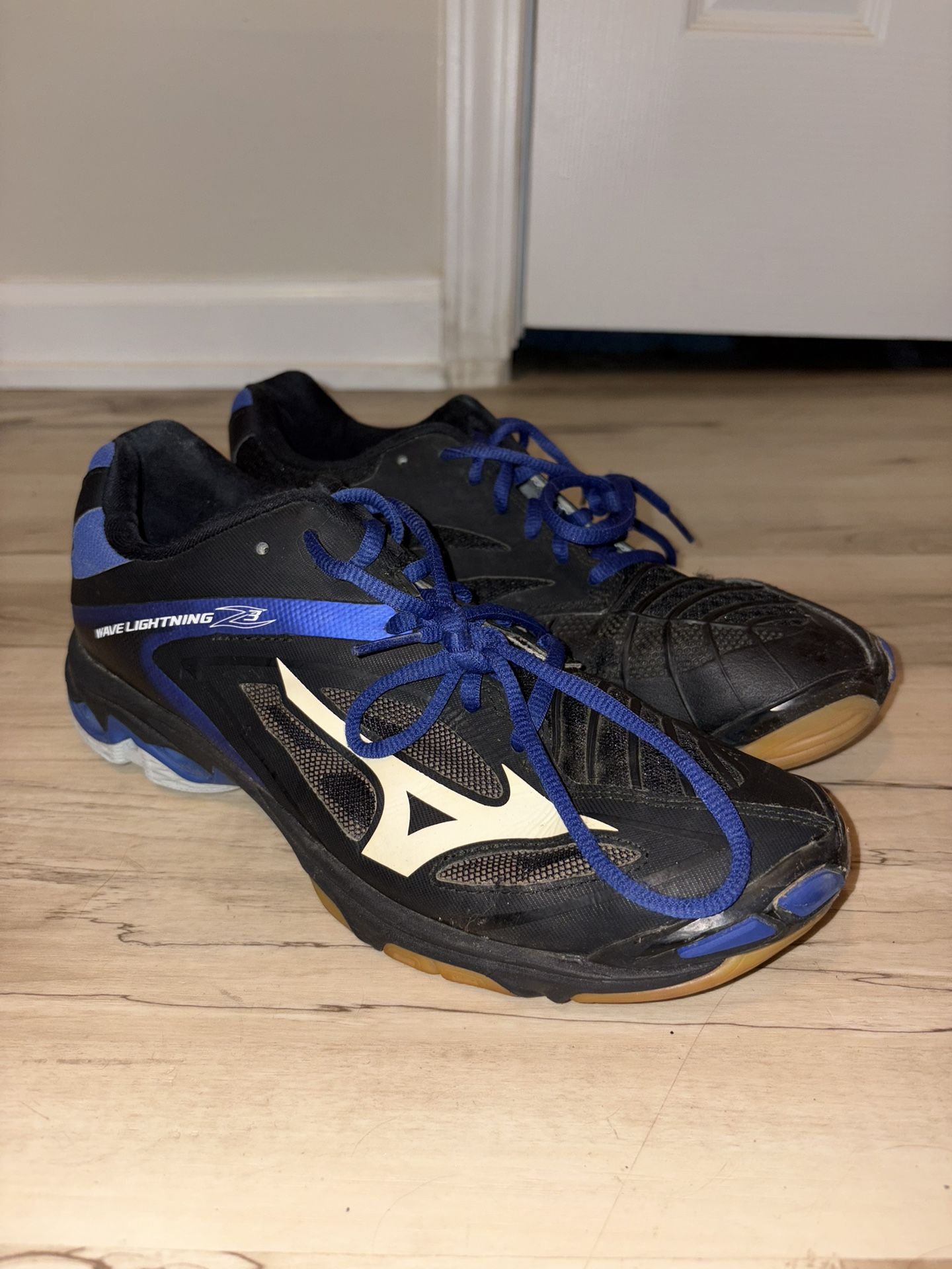 Sports/ Volleyball Shoes Unisex Size 10.5