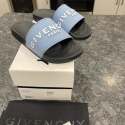 Women s Givenchy Slides for Sale in Southlake TX OfferUp