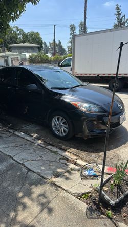 Mazda 3 low miles 6 speed
