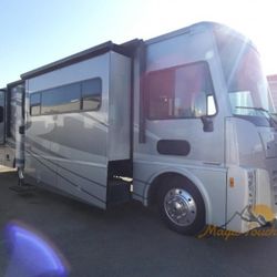Used 2016 Itasca Sunova 33C