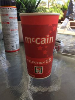 Rare 2008 election 7/11 John McCain coffee cup