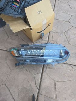 2020 honda accord right headlight