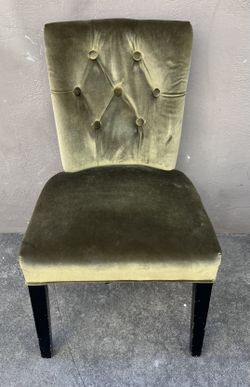 38 Inch Tall Elegant Olive Green Velveteen Chair
