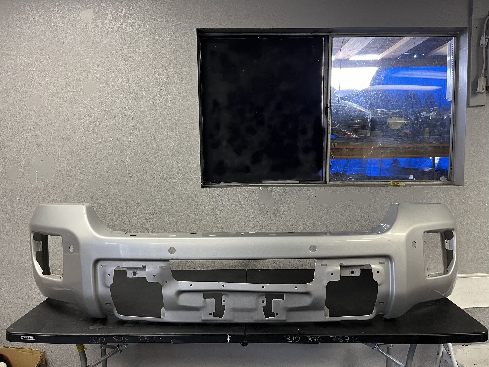 2015-2016-2017-2018 GMC SIERRA 2500/3500 FRONT BUMPER OEM USED