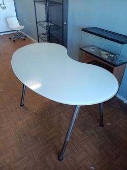 Glass table