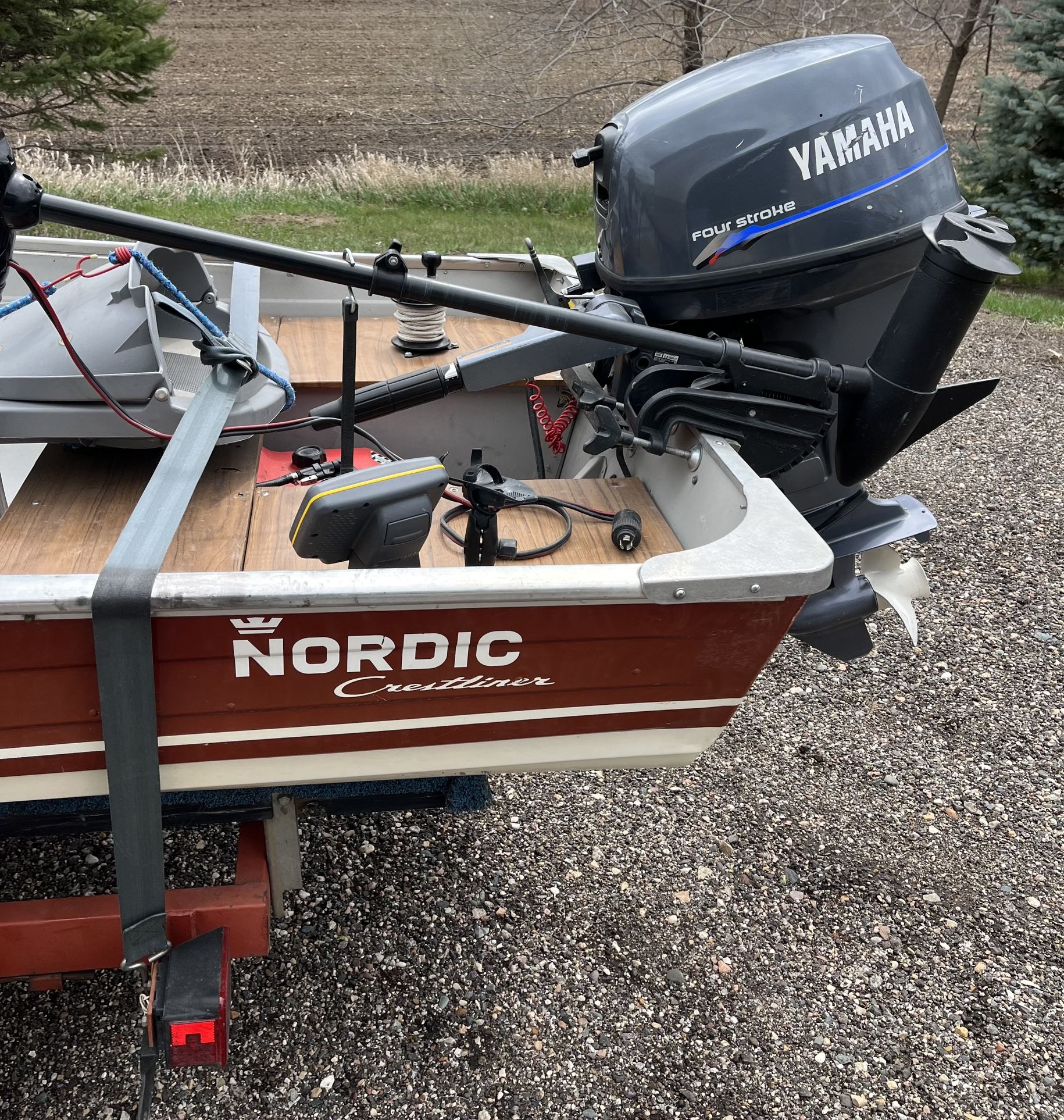 14’ Fishing Boat