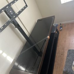 TV Stand + Mount