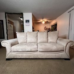 COUCH / SOFA