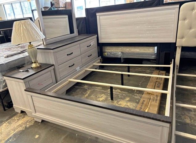 Hot sales Queen And King ๐ Bedroom Set on sale