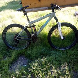 Voodoo Bike Bondye