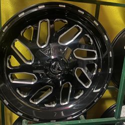 Fuel “Triton” Rims